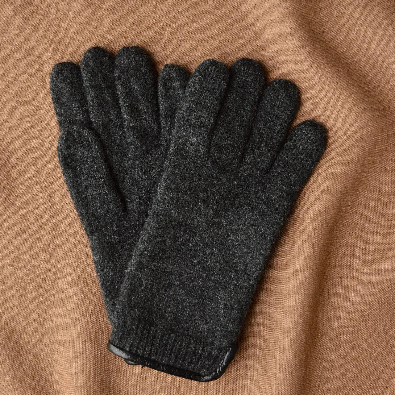 Adults Brushed Wool Gloves in 100% Organic Merino