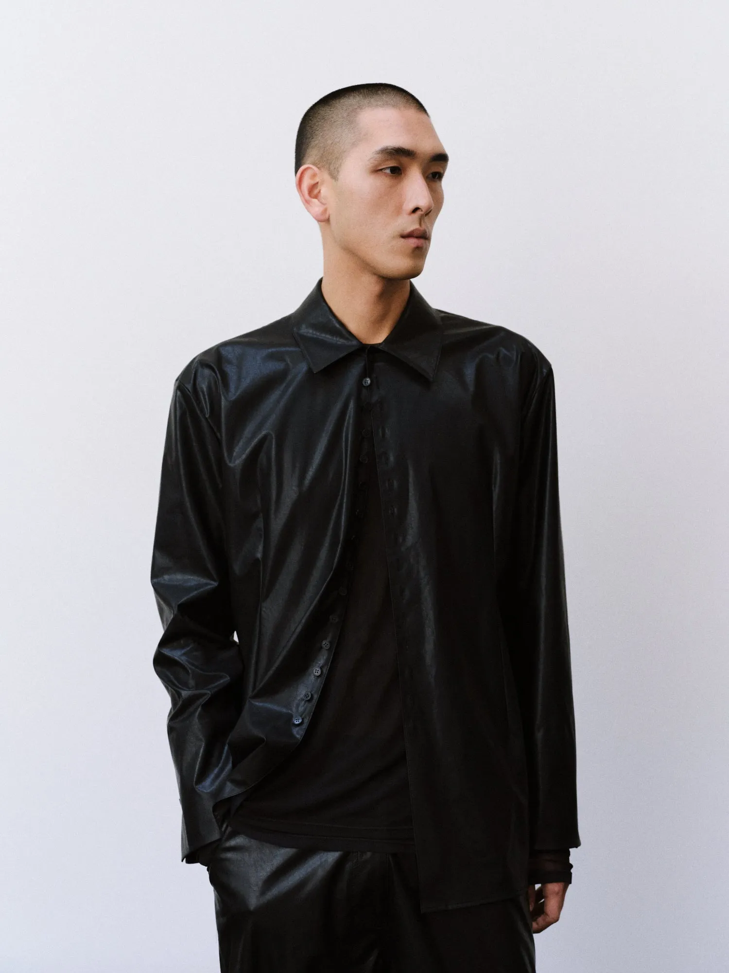 (EQUILIBRIUM) (MEN) NOAH ECO LEATHER SHIRT (BLACK)