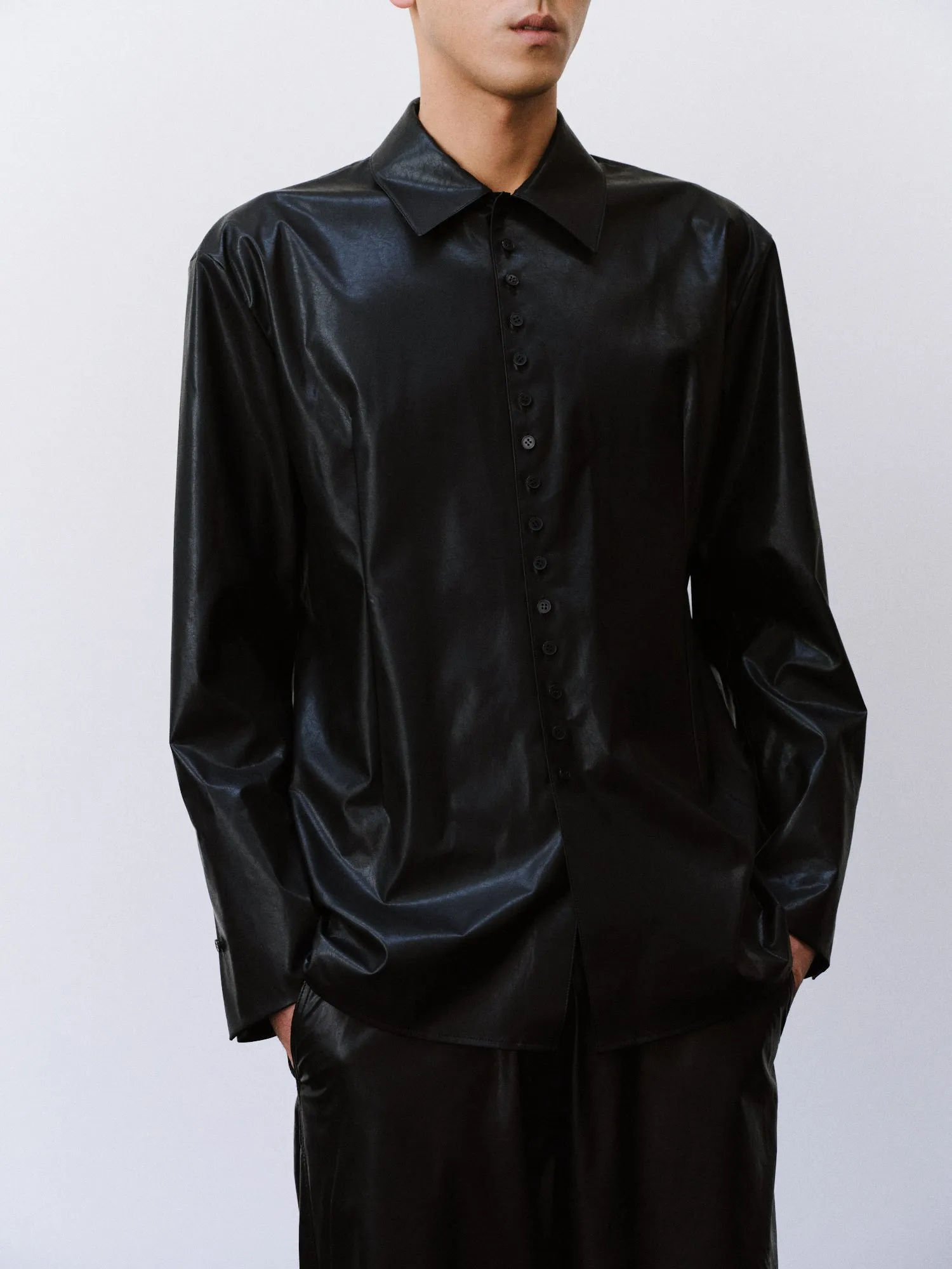 (EQUILIBRIUM) (MEN) NOAH ECO LEATHER SHIRT (BLACK)