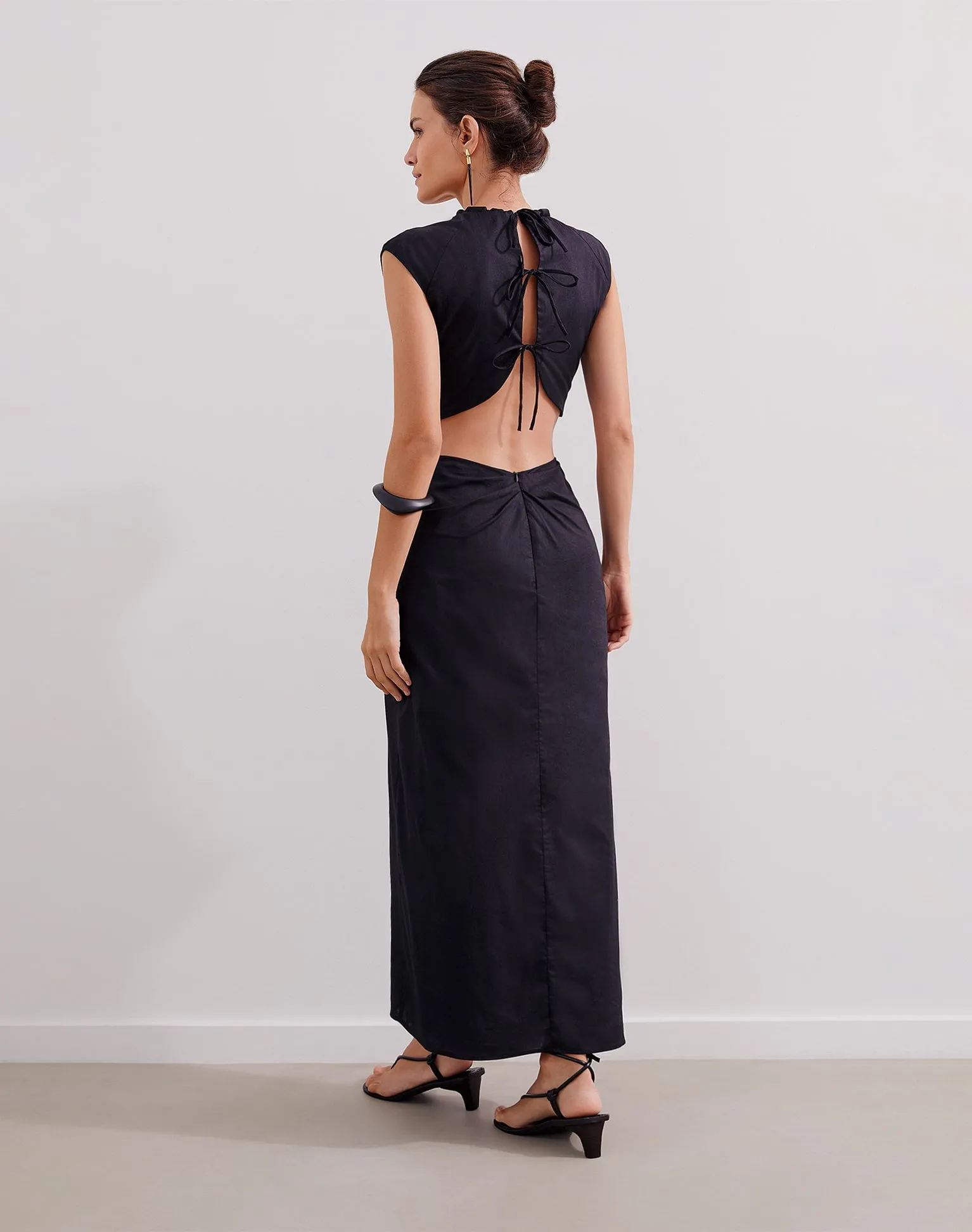 Raira Detail Long Dress - Black