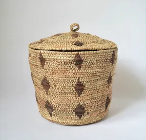 Round rustic basket, Large straw wicker basket