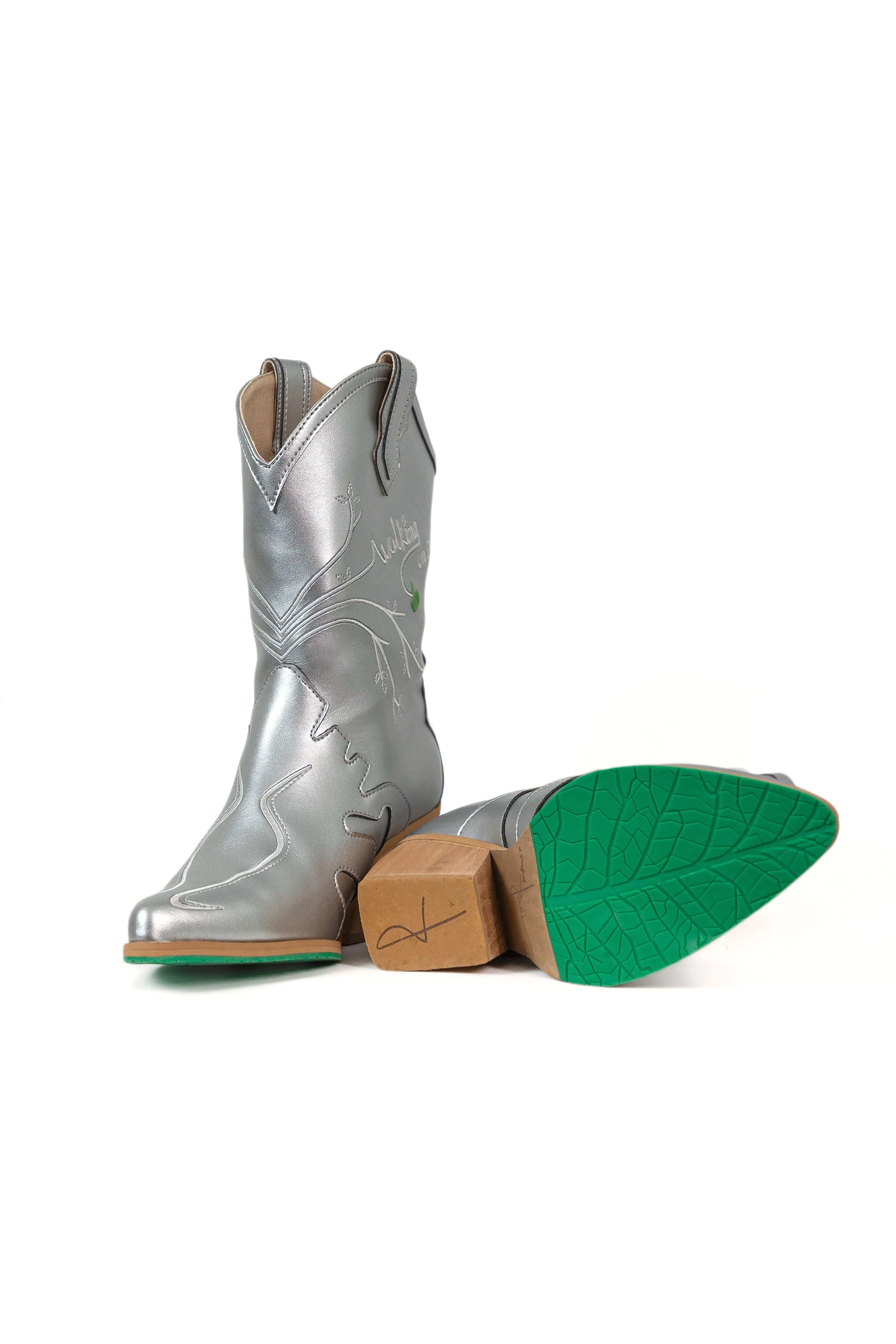 Sofie Vegan Apple Leather Cowboy Boots | Silver