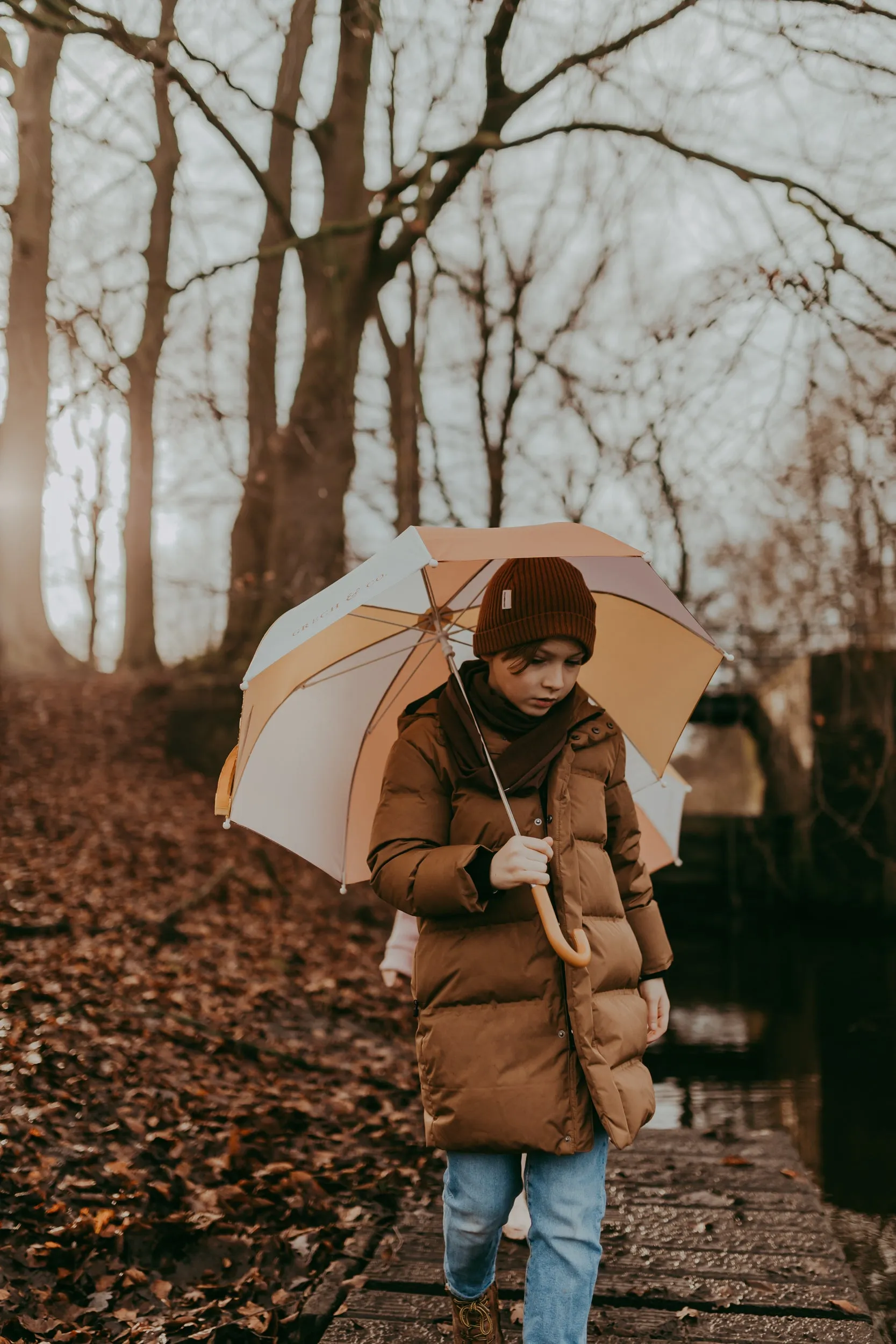 Sustainable Rain Umbrellas - Burlwood