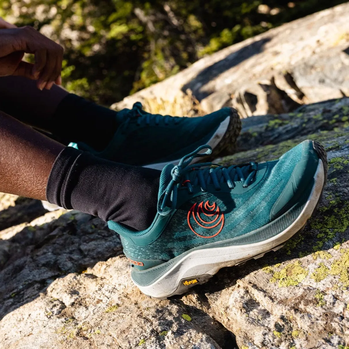 Topo Ultraventure 4 | Dark Teal / Orange | Mens