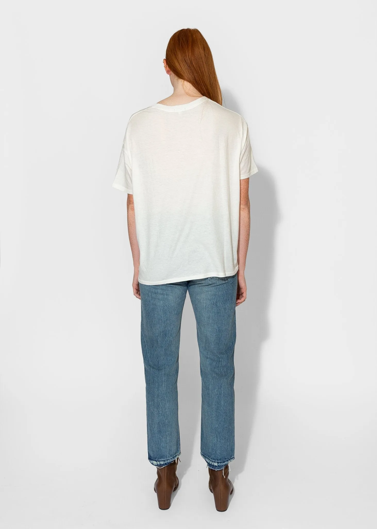 V-Neck Boxy Seamless V in Cashmere White