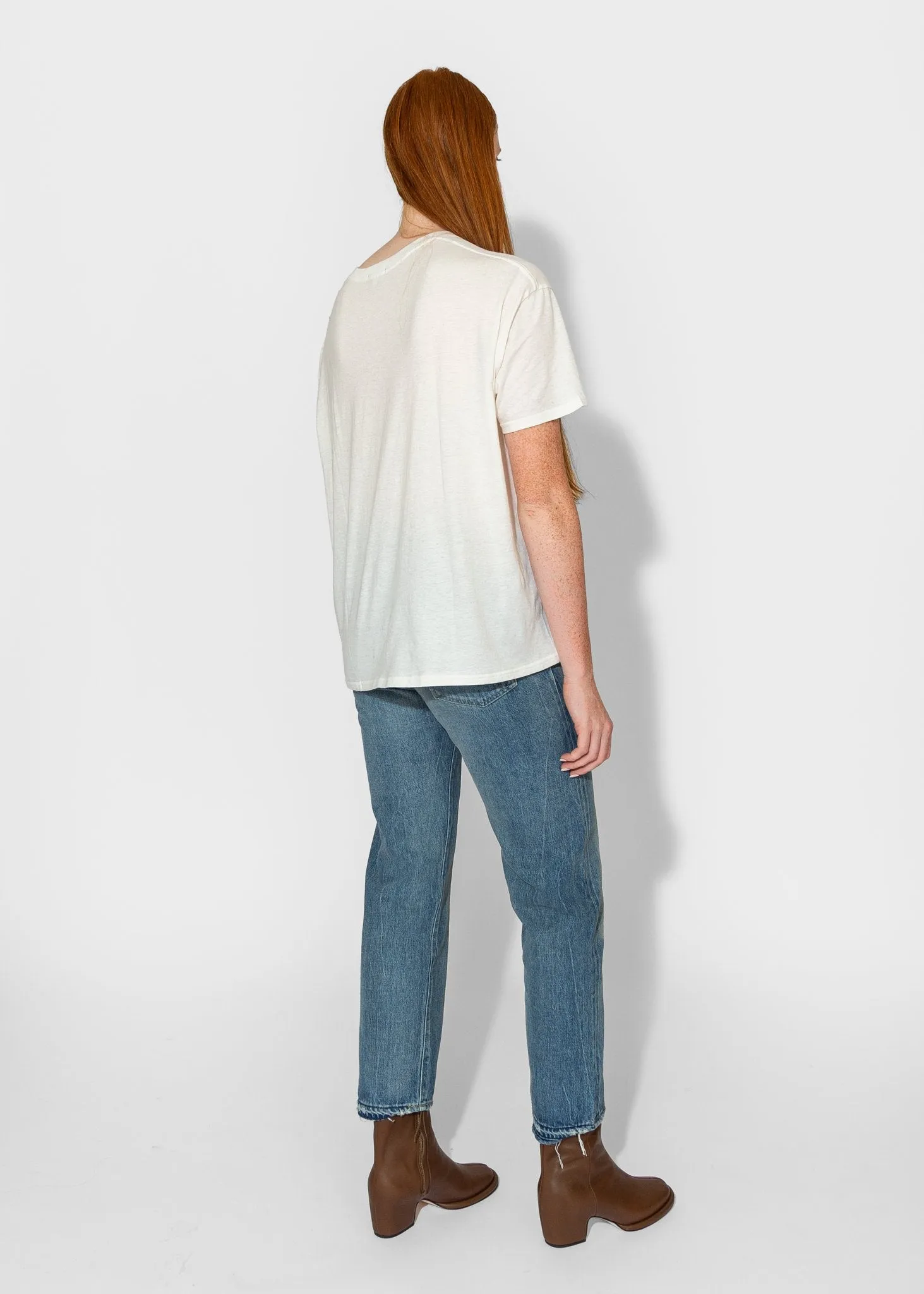 V-Neck Boxy Seamless V in Cashmere White