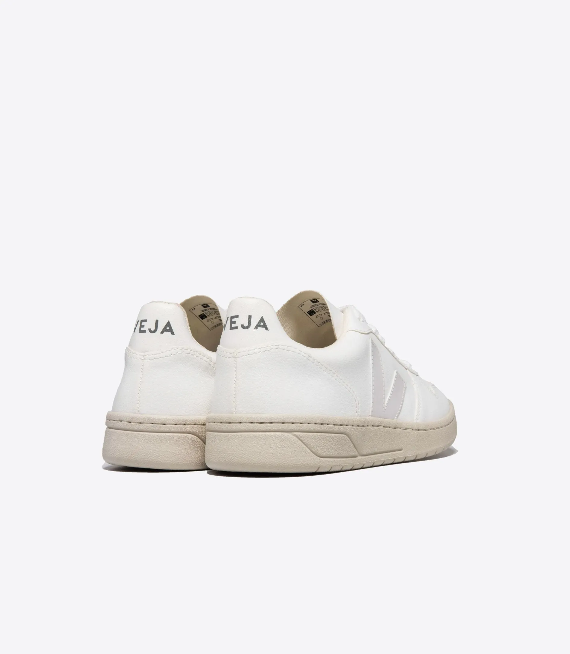 Veja V-10 Men's Sustainable Sneaker - 100% Recycled B-Mesh