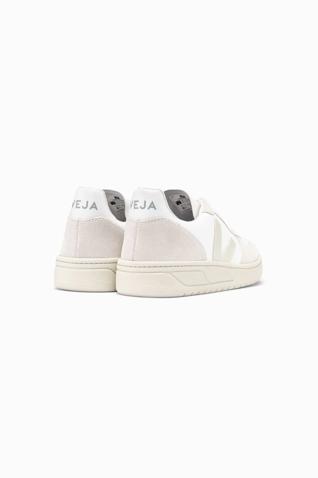 Veja V-10 Men's Sustainable Sneaker - 100% Recycled B-Mesh